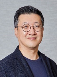 류 탁 기  SK-Telecom 부사장